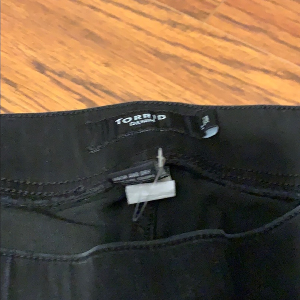 Jeans - Picture 8 of 8
